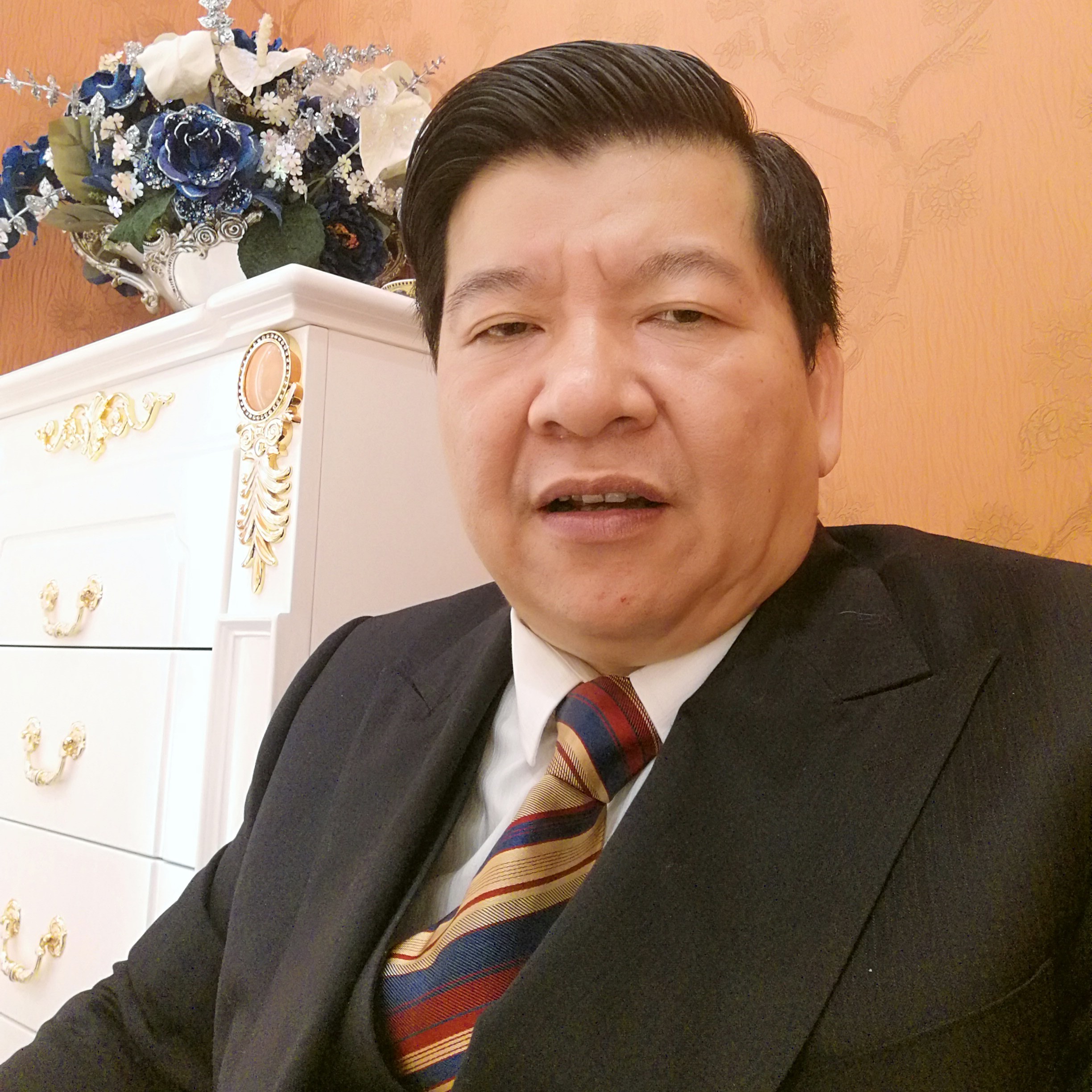 兴奋放弃小鸽子的照片