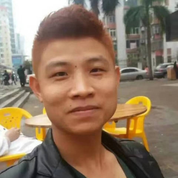 蔡少强的照片
