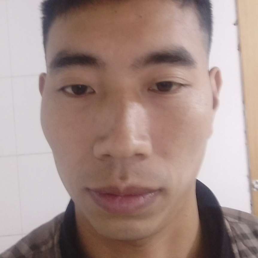 难过吃醋电脑的照片