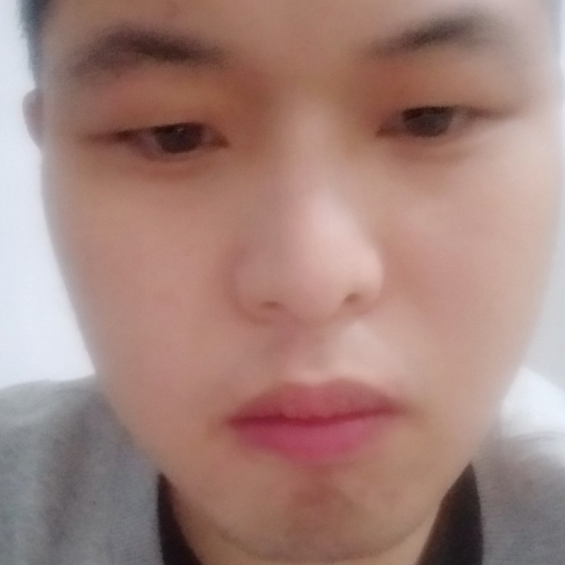 回忆过去的伤。的照片