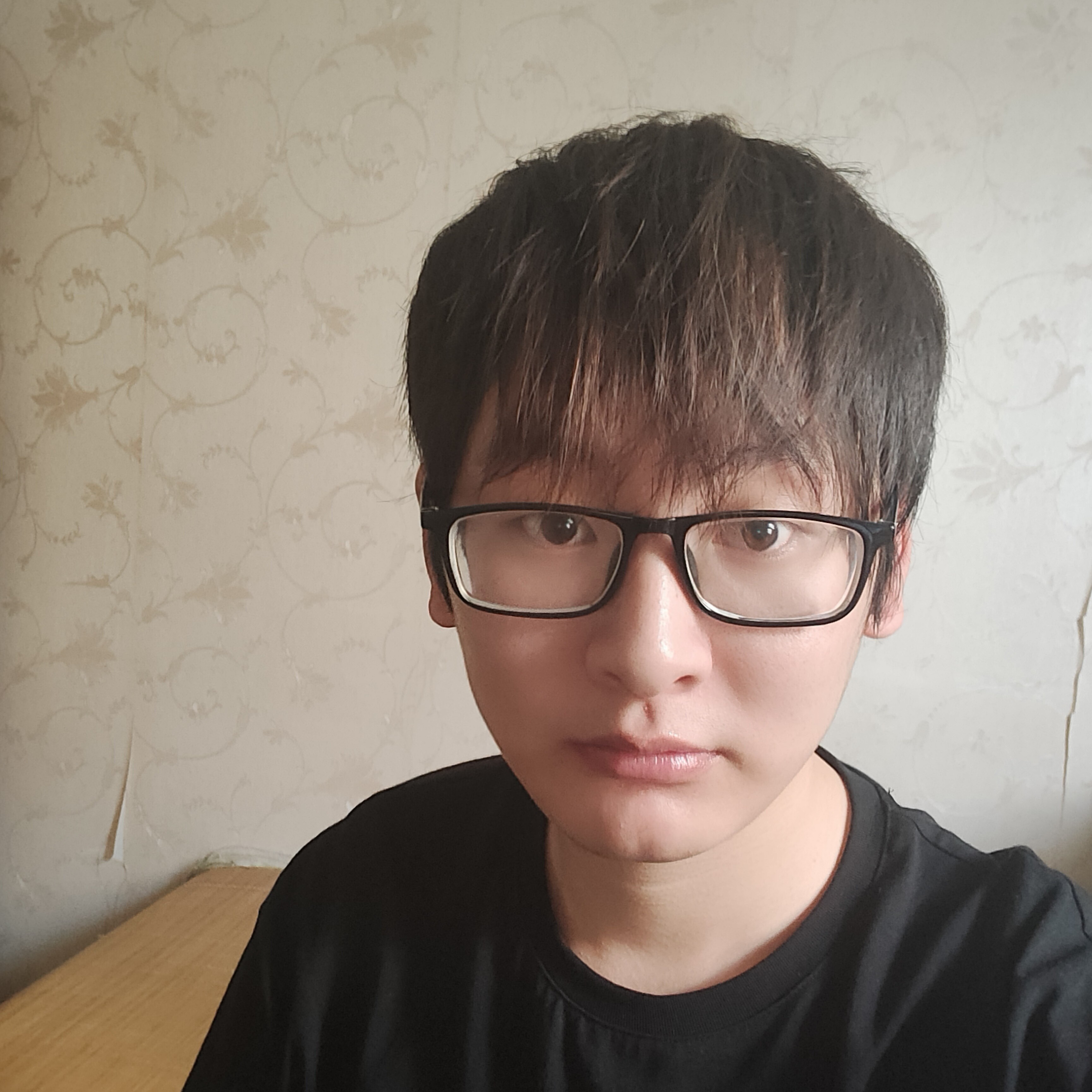 风中向电源的照片