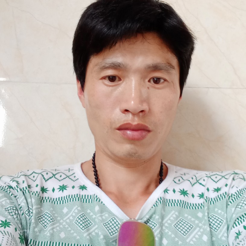 帅气泪了蓝天的照片