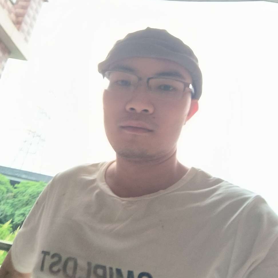 实圝的照片