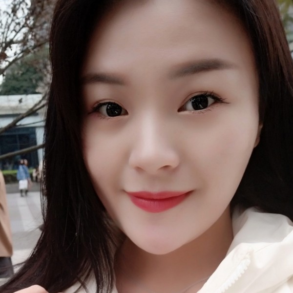 李琪琪的照片
