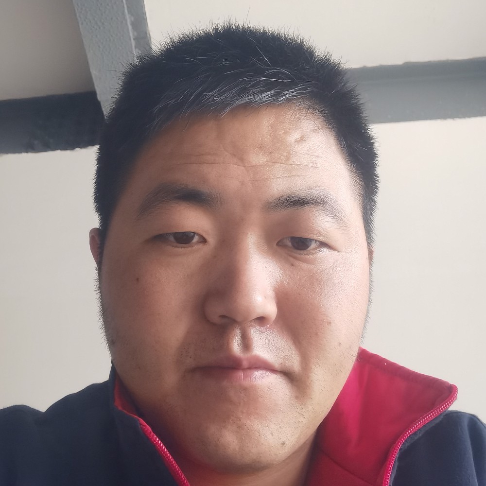 优美吃醋啤酒的照片