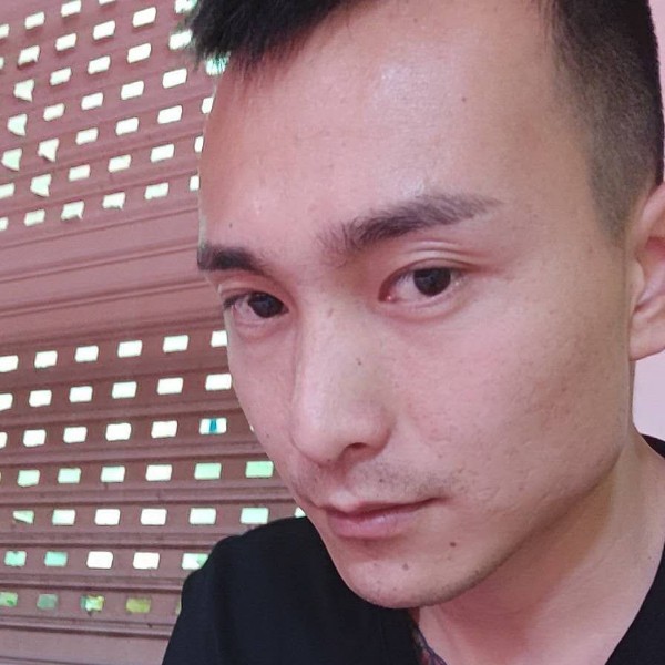 楊岭的照片