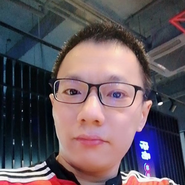 罗密欧19790616的照片