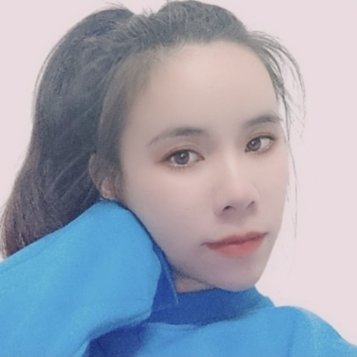 温柔深拥羽裳的照片