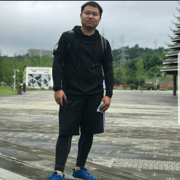 无垠与冬耀的照片