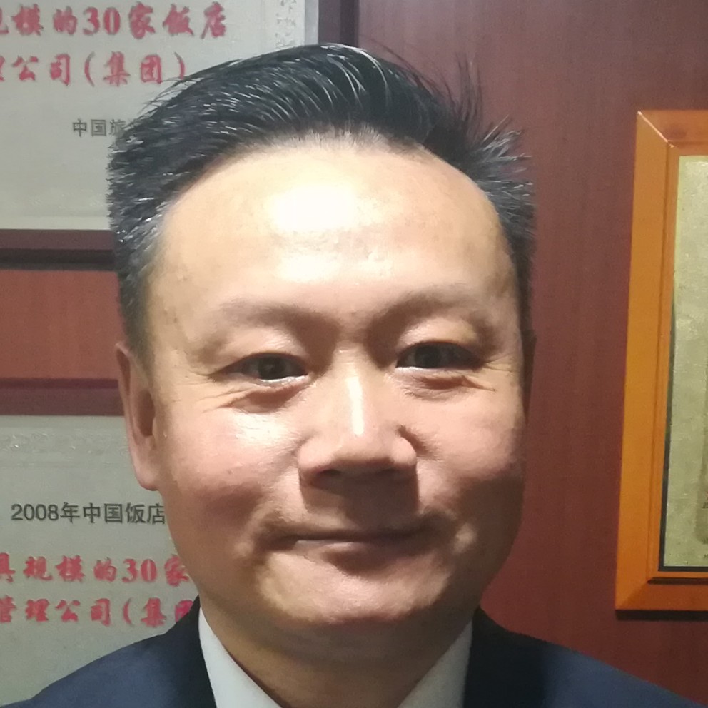 大卫乔山的照片