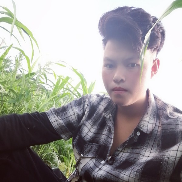 无奈相许余溫的照片