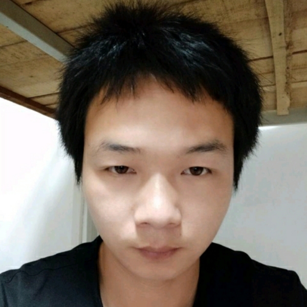 白开水多么冷傲的照片