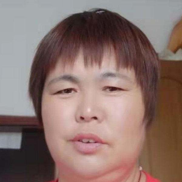 害羞改变青花的照片