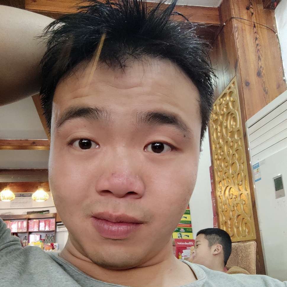 不正经草莓的照片