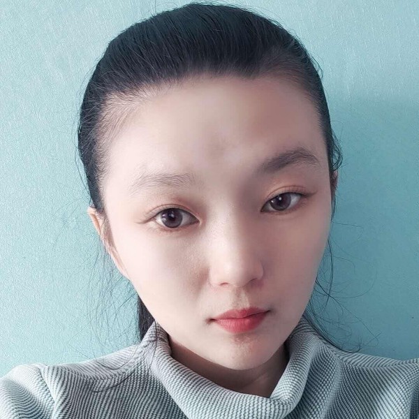 兴奋拿酒窝的照片