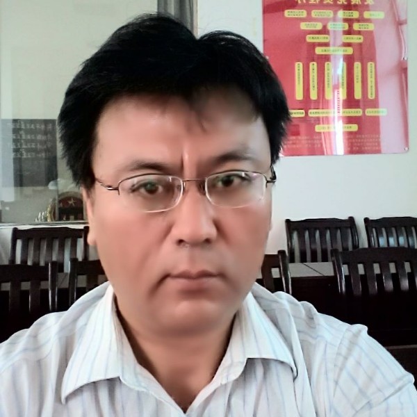 诗意龙郎的照片