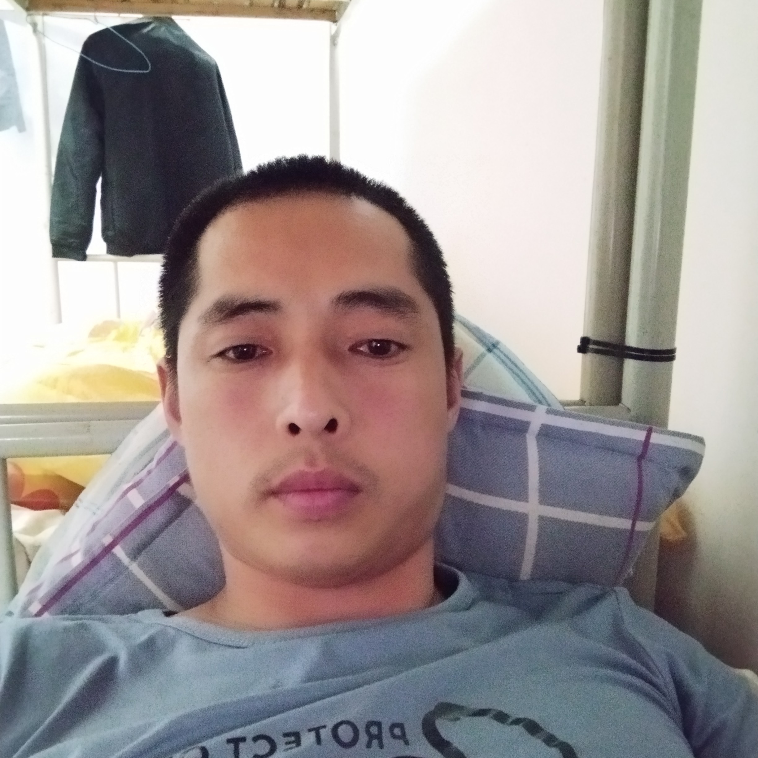 隐形踢忘忧的照片