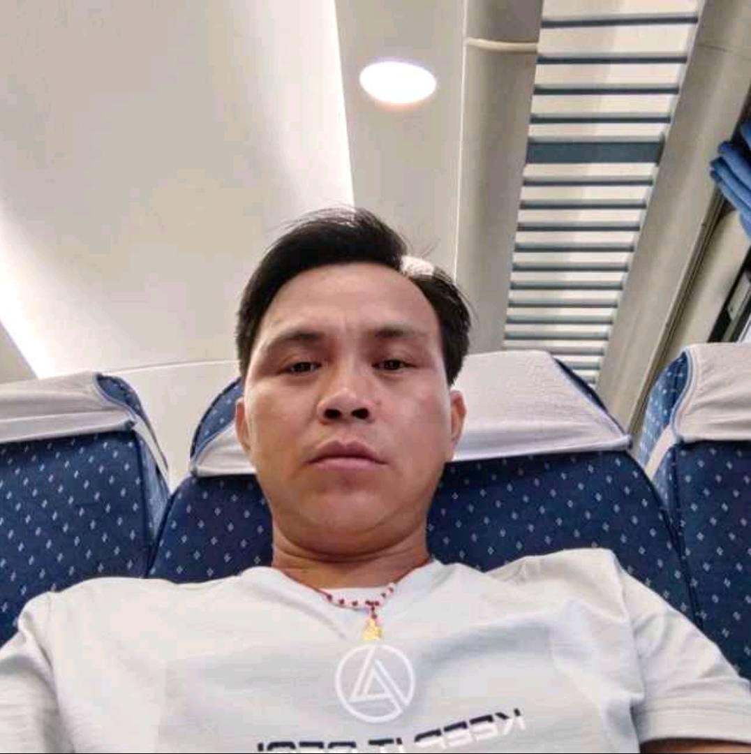细心还黑裤的照片