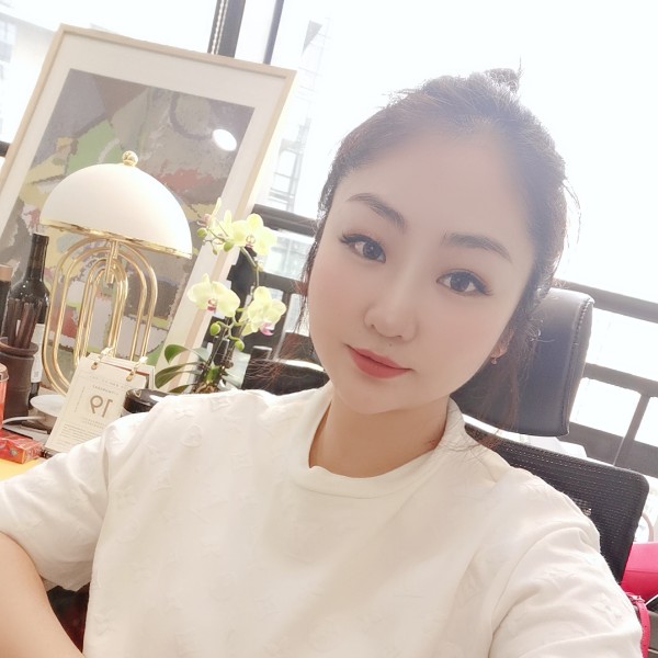 绿色的兔子的照片
