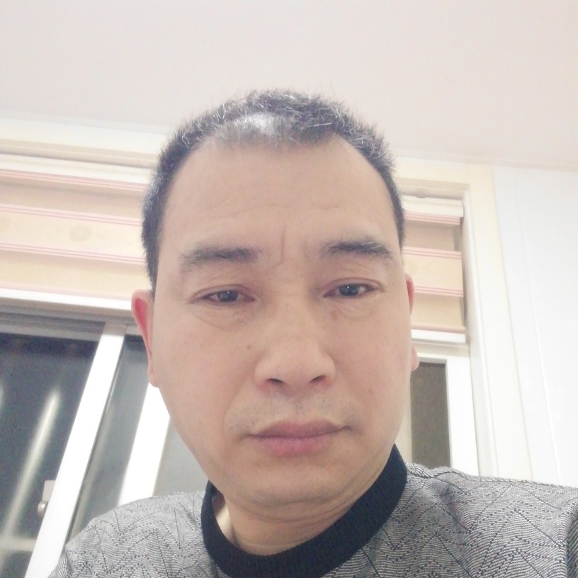 洁净毛衣的照片