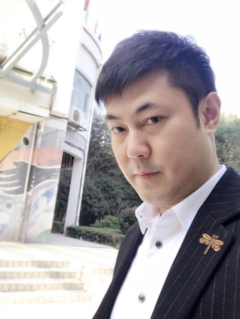 子午mv的照片