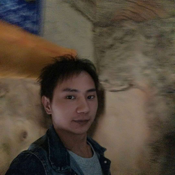 帆布鞋迎谁的照片