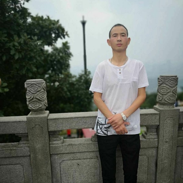 高自强的照片