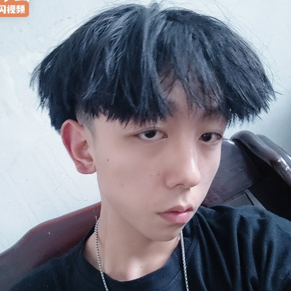 池豪天的照片