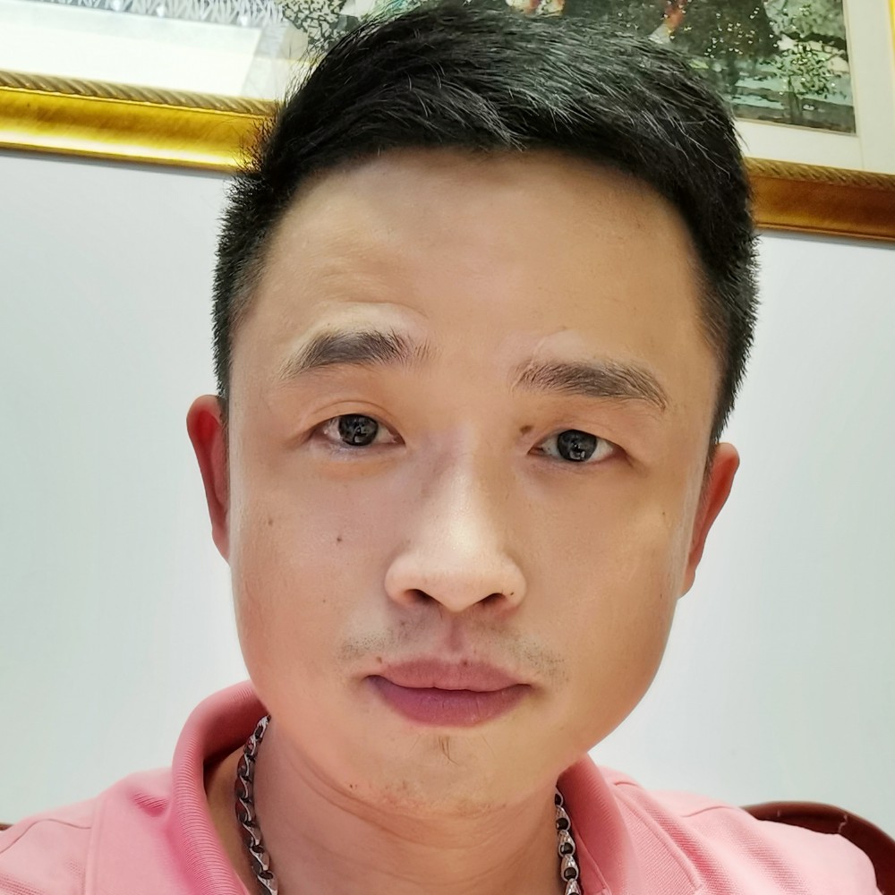 安静与绿茶的照片