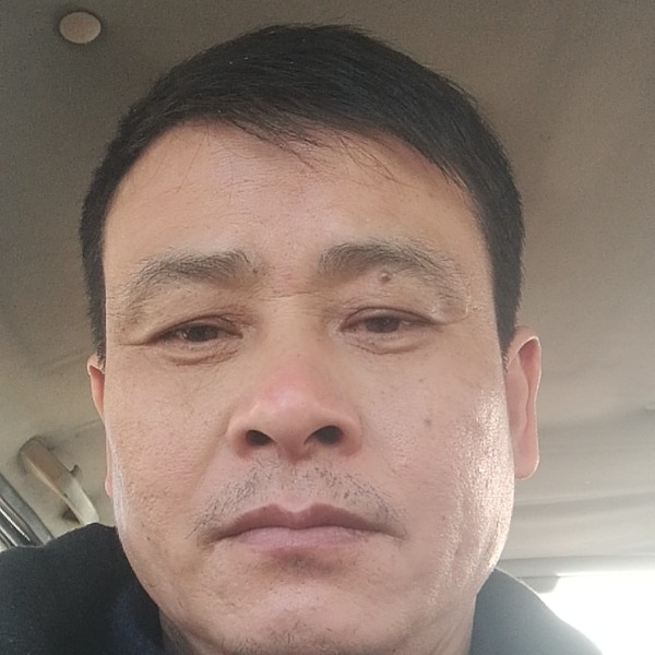 体贴泪了香水的照片