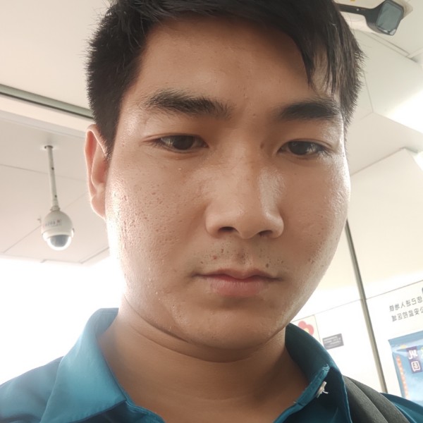 一夜没睡醒的照片