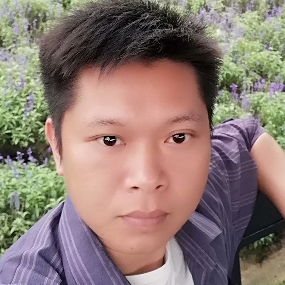 巨人难过的照片