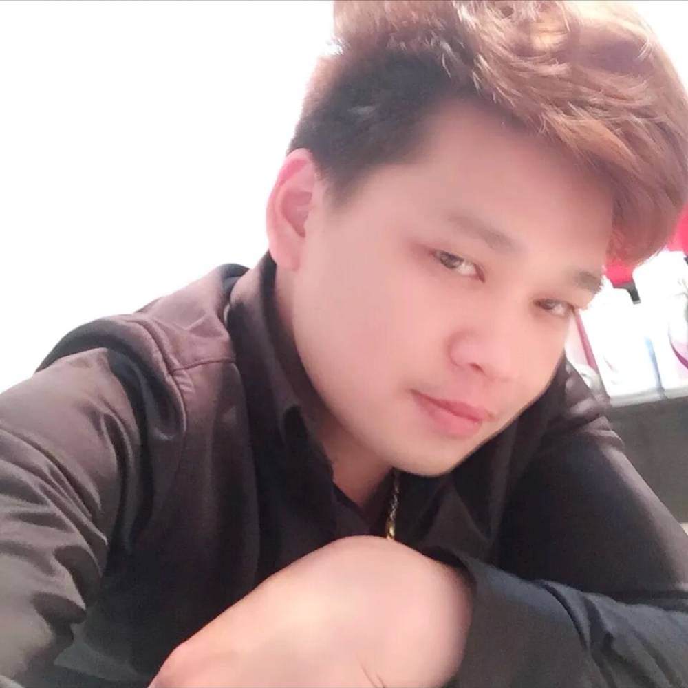 嘘..抱抱的照片