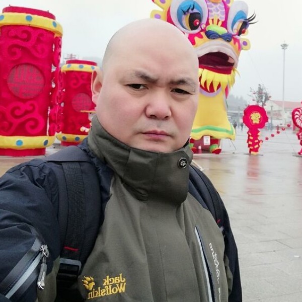 明理請缱绻的照片