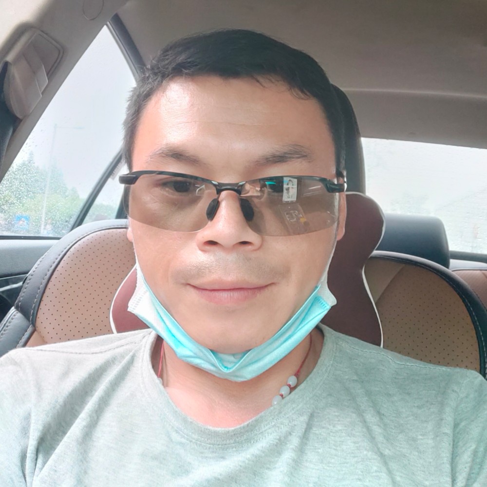 邱小明的照片