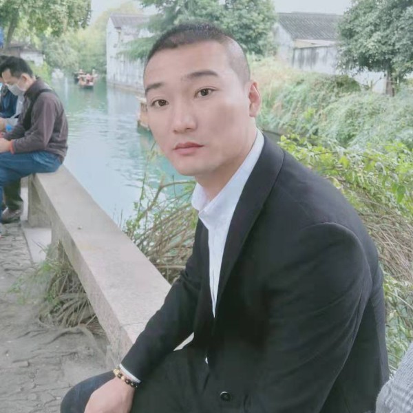 找知心小姐姐的照片