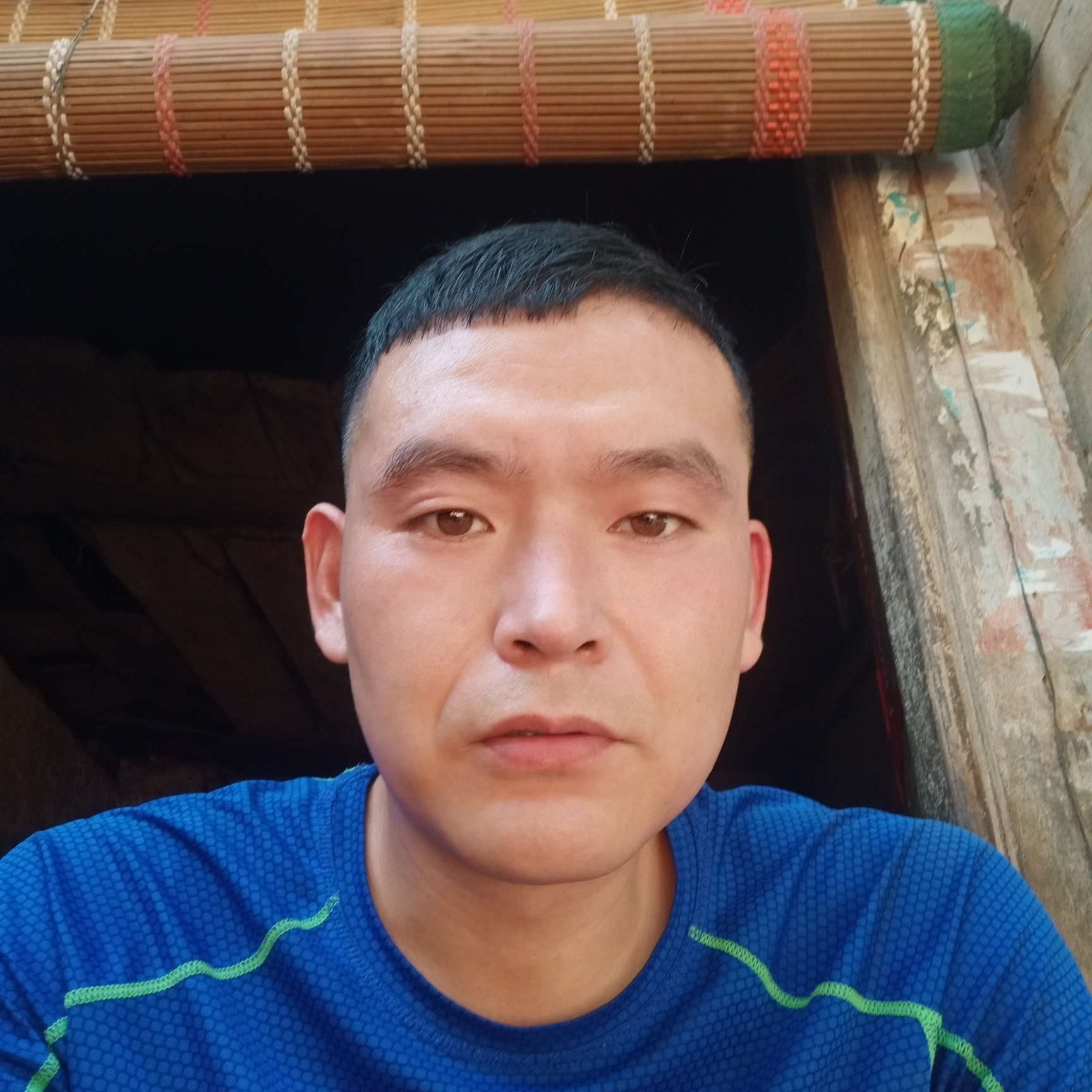 陌殇笑的照片