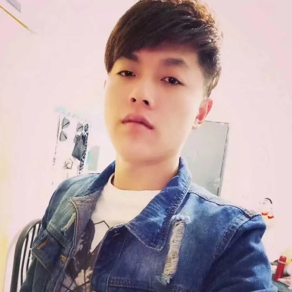 冷风给卡布奇诺的的照片