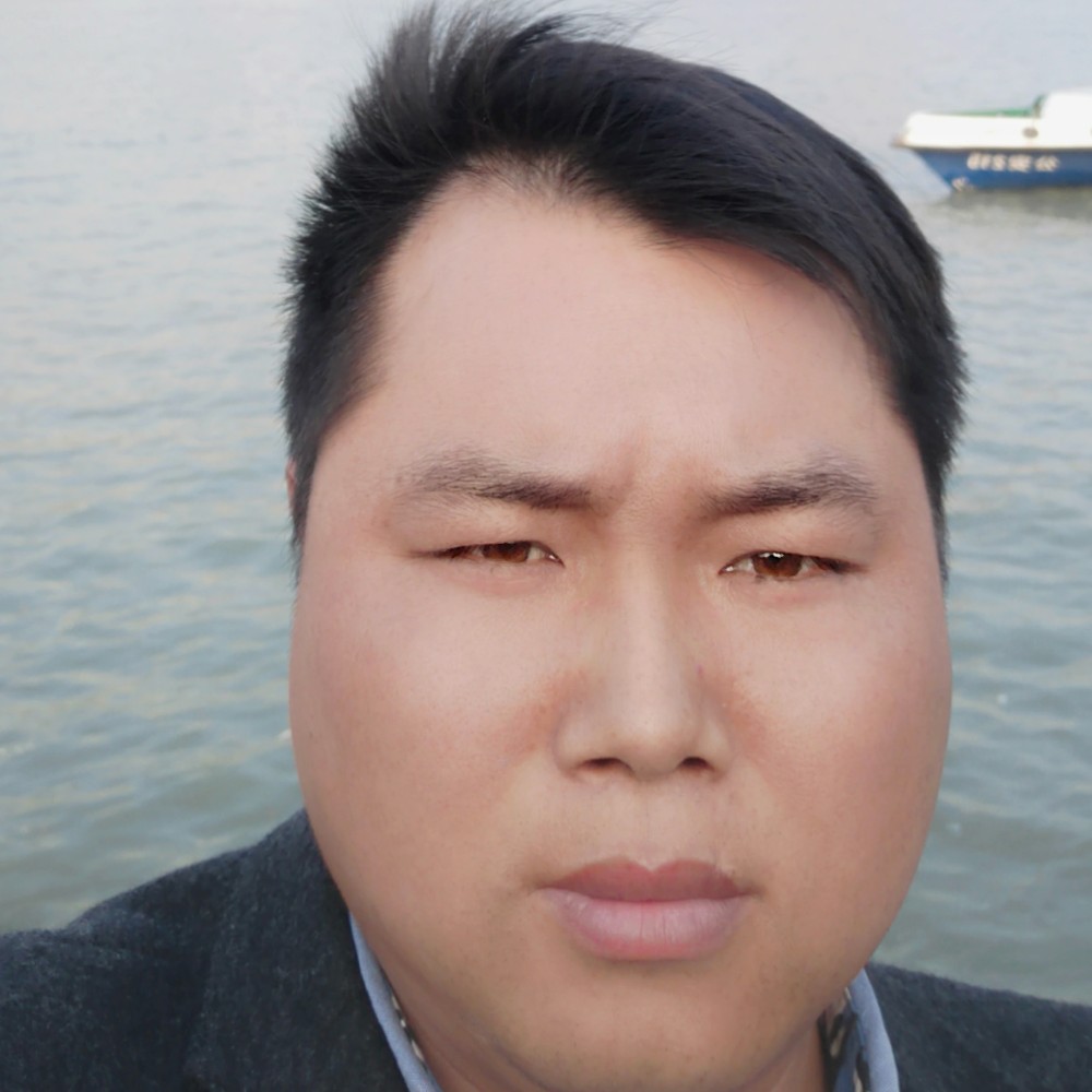 犀牛诚心的照片