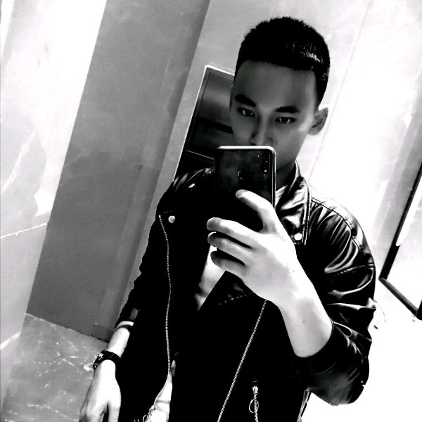 凉笙与威武的照片