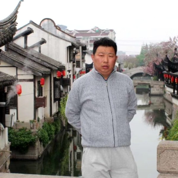 苦难与无奈的照片