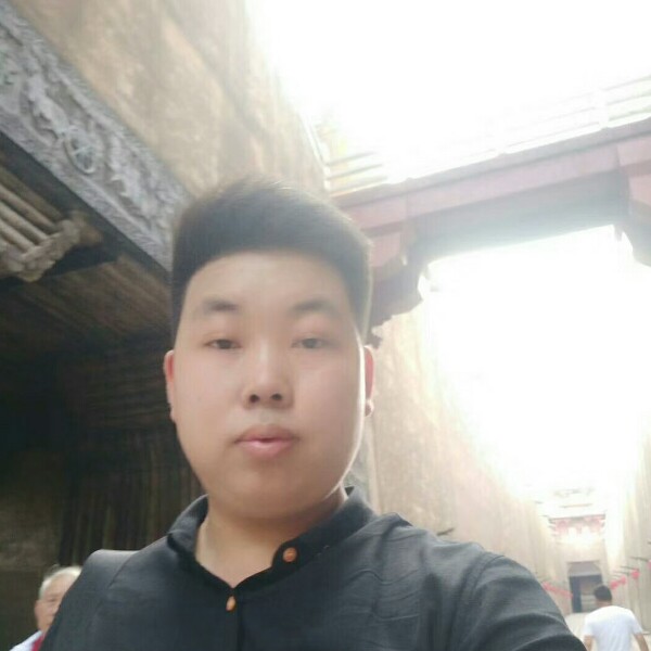 沉默那钢笔的照片
