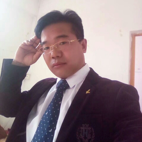 独自飞翔，的照片