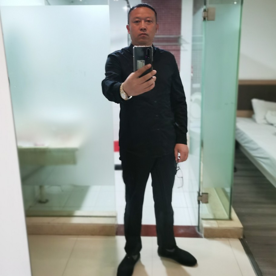 独孤零零的照片