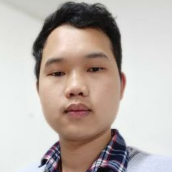 龙伟坤的照片
