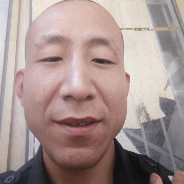 山东农村小哥的照片