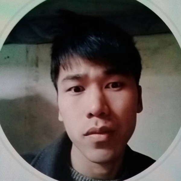 曹越阵的照片