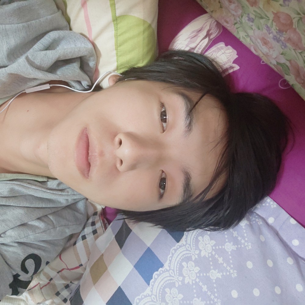 生动回首往事的照片