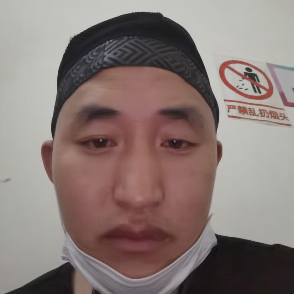 帅气拾忆方盒的照片