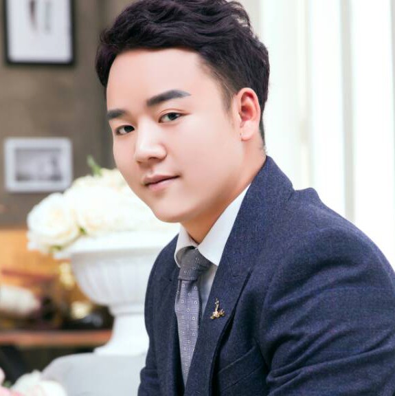 啊咿呀呦的照片